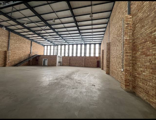 875M² RETAIL TO LET IN KYA SANDS